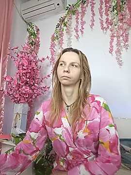 Snapshot of Bell_a_mi_ chatting on July 26, 2026, 1:29 pm Bell a mi online show from July 26, 2026, 1:29 pm