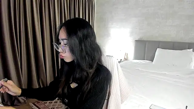 itsyourcassie online show from December 16, 2024, 3:08 am