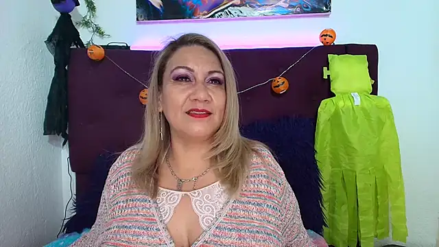 yayita mature online show from October 21, 2025, 3:13 pm
