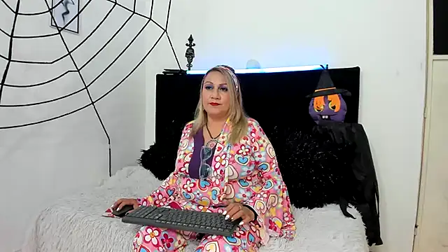 yayita mature online show from October 30, 2025, 2:40 pm