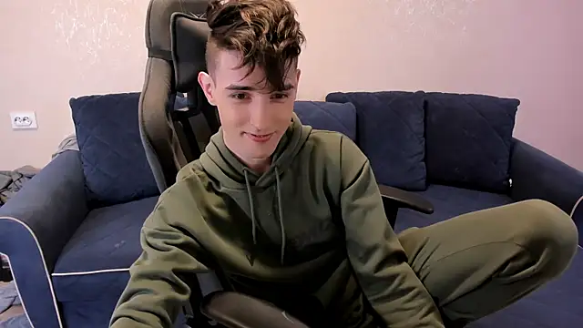 James Mills online show from October 29, 2025, 7:26 pm