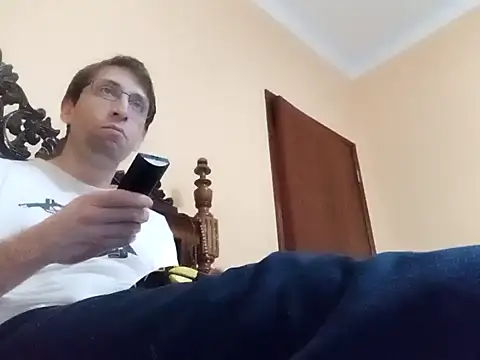 White rabbit  online show from December 16, 2024, 3:22 pm