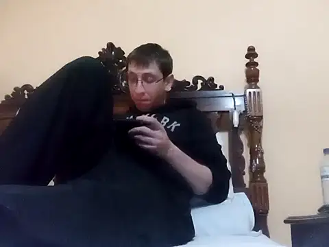 White rabbit  online show from January 18, 2025, 9:13 pm