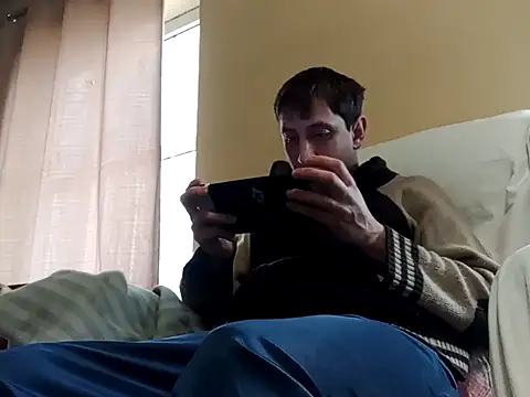 White rabbit  online show from February 4, 2025, 3:04 pm