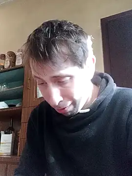 White rabbit  online show from February 25, 2025, 3:16 pm