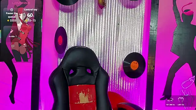 nickyminach  online show from April 8, 2026, 7:36 pm