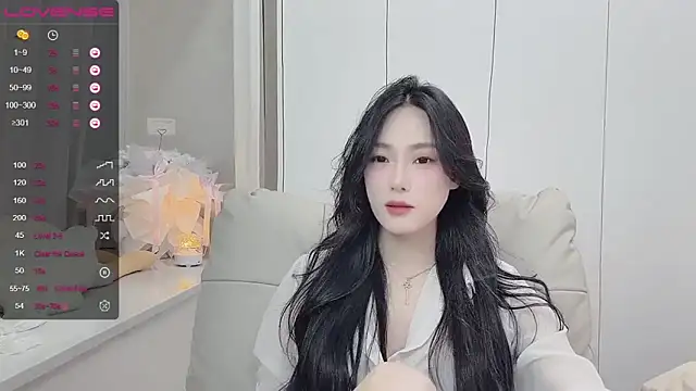 uuxiaocai online show from June 5, 2026, 12:55 pm