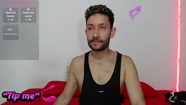 Snapshot of marlon_shawn chatting on October 15, 2025, 5:29 am marlon shawn online show from October 15, 2025, 5:29 am