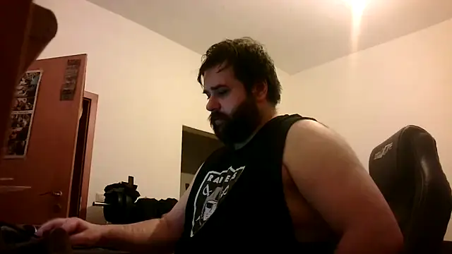 Snapshot of Superbearc89 chatting on December 19, 2024, 8:34 pm Superbearc89 online show from December 19, 2024, 8:34 pm