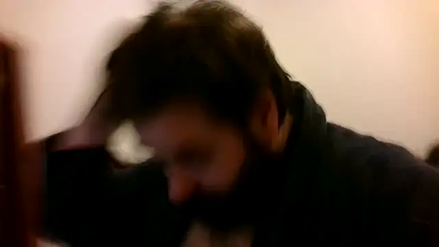 Snapshot of Superbearc89 chatting on March 14, 2025, 12:32 am Superbearc89 online show from March 14, 2025, 12:32 am