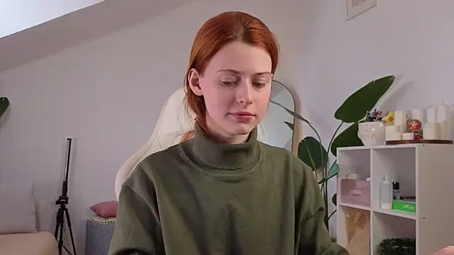 doll lesli online show from October 17, 2025, 9:34 am