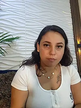 LizzRouse online show from October 3, 2025, 9:56 pm