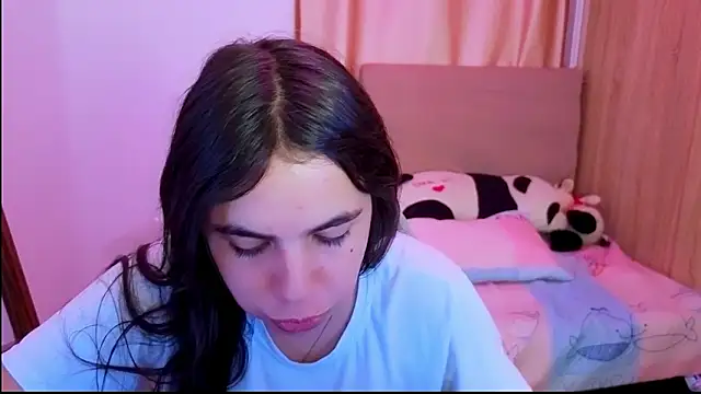  elenna online show from March 11, 2026, 6:14 pm