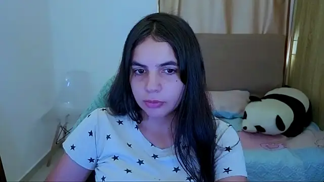  elenna online show from July 3, 2026, 5:52 pm