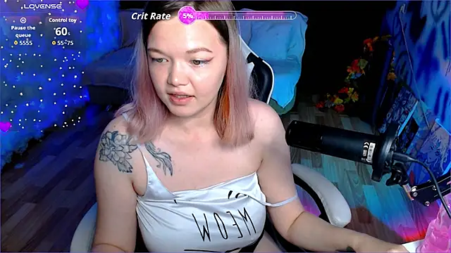 Snapshot of mary_lunar chatting on October 3, 2025, 7:22 pm mary lunar online show from October 3, 2025, 7:22 pm