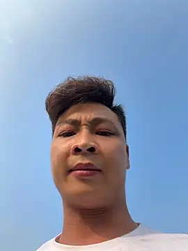 Naughty--asian online show from March 1, 2026, 9:22 am