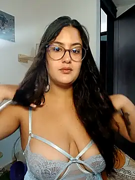 Snapshot of ZabathMiller chatting on October 7, 2025, 3:31 pm ZabathMiller online show from October 7, 2025, 3:31 pm