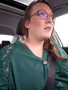 Snapshot of BBWQUEENBEEE chatting on February 11, 2025, 12:06 am BBWQUEENBEEE online show from February 11, 2025, 12:06 am