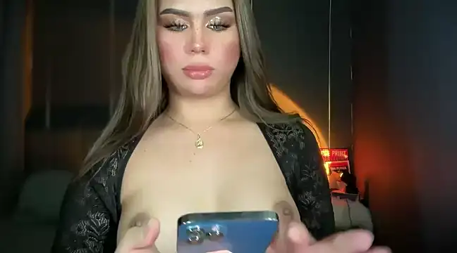 Snapshot of Mistress_supreme chatting on January 12, 2025, 5:45 am Mistress supreme online show from January 12, 2025, 5:45 am