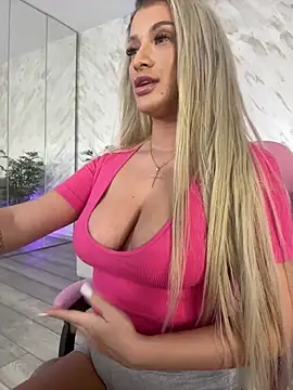 SinwithAmy online show from December 17, 2025, 4:57 pm