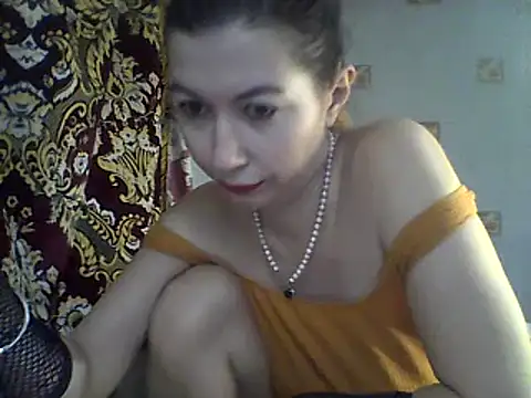 Snapshot of Olesja chatting on December 6, 2024, 6:39 pm Olesja online show from December 6, 2024, 6:39 pm