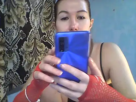 Snapshot of Olesja chatting on February 1, 2025, 4:54 pm Olesja online show from February 1, 2025, 4:54 pm