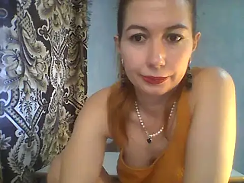Snapshot of Olesja chatting on February 16, 2025, 3:05 pm Olesja online show from February 16, 2025, 3:05 pm
