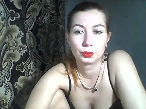 Snapshot of Olesja chatting on March 9, 2025, 6:11 pm Olesja online show from March 9, 2025, 6:11 pm