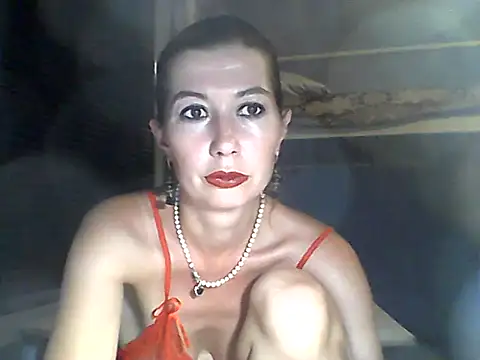 Snapshot of Olesja chatting on June 12, 2026, 7:24 pm Olesja online show from June 12, 2026, 7:24 pm