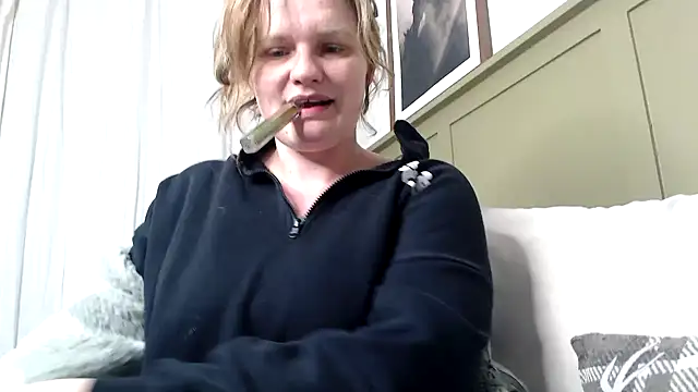 Snapshot of samanthaalice chatting on January 30, 2025, 6:43 pm samanthaalice online show from January 30, 2025, 6:43 pm