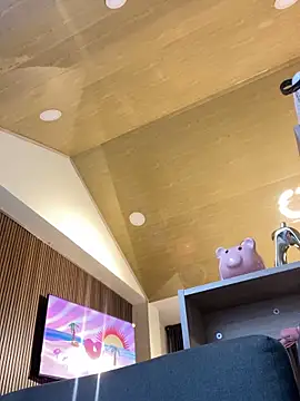 DaphneUwu online show from December 18, 2025, 12:49 am