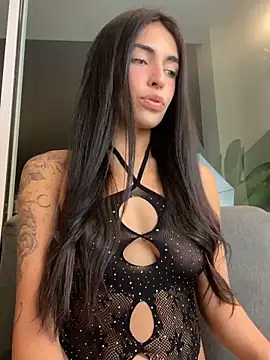 DaphneUwu online show from April 24, 2026, 1:30 am