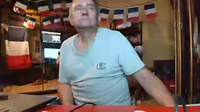 jeanlulu online show from July 3, 2026, 8:59 pm