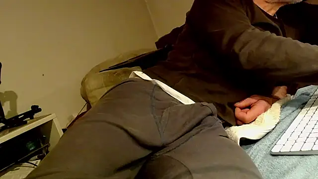 mike30nbg online show from December 11, 2024, 9:01 pm