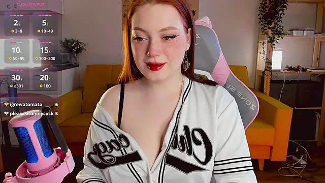 Snapshot of Sofy_Benson chatting on January 20, 2025, 11:13 am Sofy Benson online show from January 20, 2025, 11:13 am