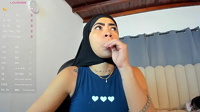 Dounia nagi online show from December 18, 2025, 12:33 pm