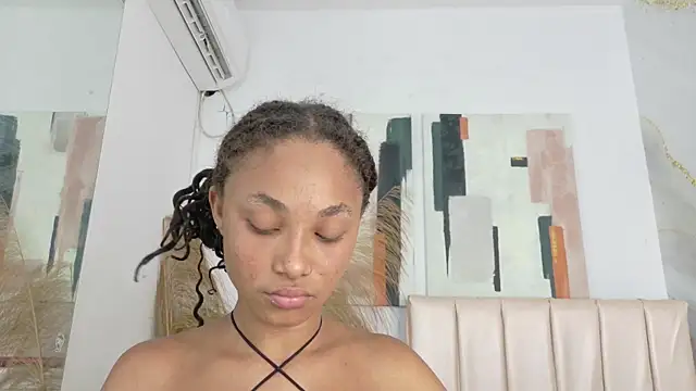 kristyl paez online show from June 2, 2026, 7:27 pm