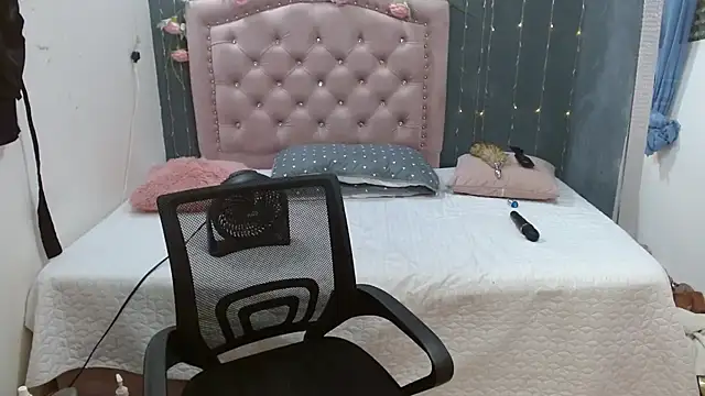 lalisha 96 online show from November 8, 2025, 12:33 am