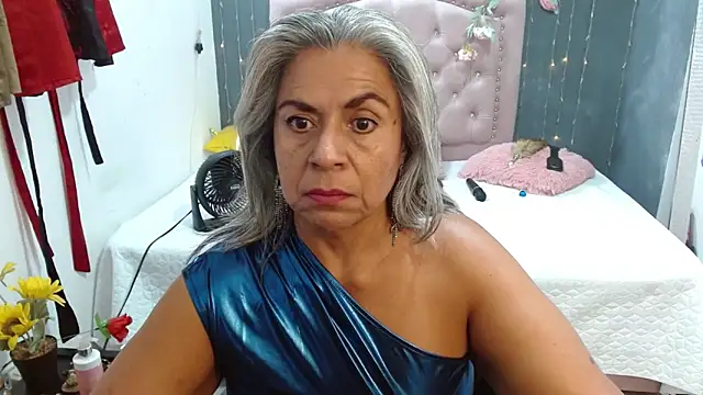 lalisha 96 online show from May 15, 2026, 1:01 am