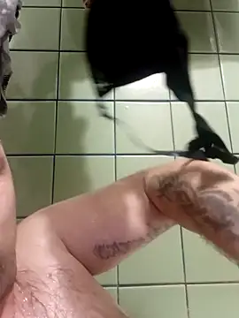 Snapshot of Wrwhat84 chatting on January 10, 2026, 11:34 am Wrwhat84 online show from January 10, 2026, 11:34 am