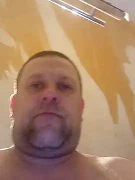 Snapshot of Wrwhat84 chatting on April 1, 2026, 5:54 pm Wrwhat84 online show from April 1, 2026, 5:54 pm