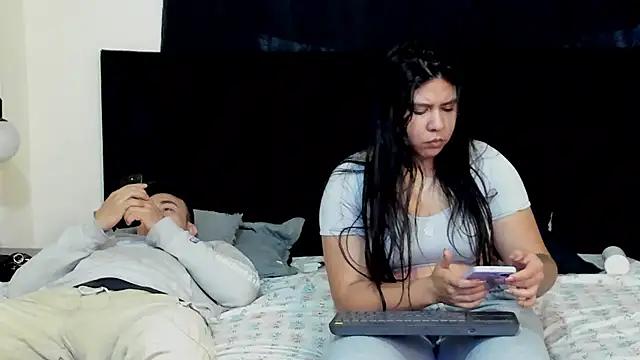 lissandthor13 online show from November 5, 2025, 11:21 am