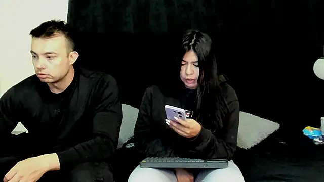 lissandthor13 online show from December 19, 2025, 10:22 am