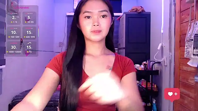 Itsme claire online show from October 10, 2025, 3:22 pm