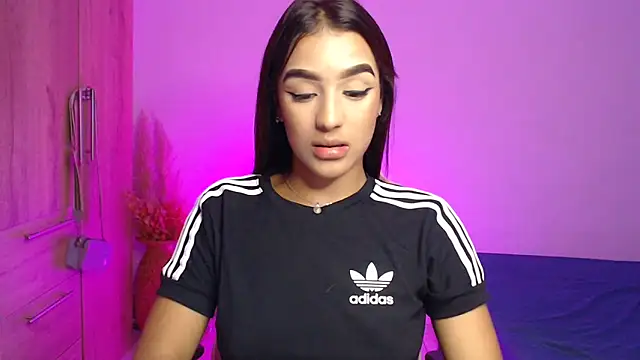 GiltRosebush online show from January 10, 2025, 11:08 pm