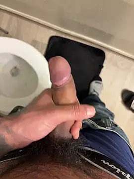 Nando49  online show from April 10, 2026, 1:11 am