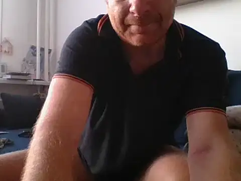 Snapshot of 82liska chatting on October 13, 2025, 3:23 pm 82liska online show from October 13, 2025, 3:23 pm