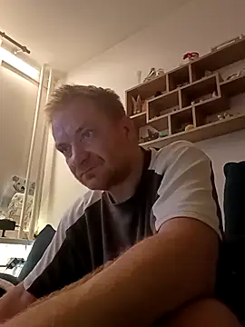 82liska online show from March 12, 2026, 5:08 pm