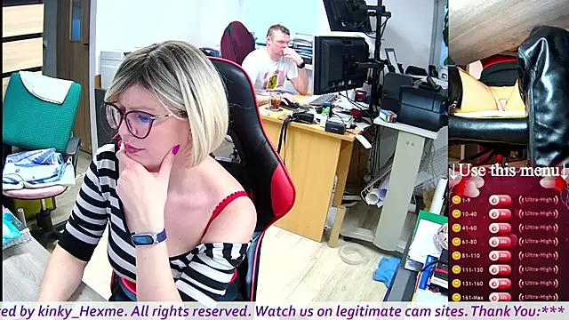 Snapshot of kinky_Hexme chatting on March 13, 2025, 3:39 pm kinky Hexme online show from March 13, 2025, 3:39 pm