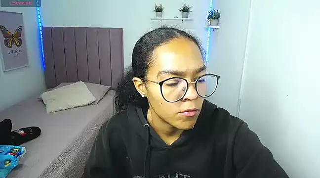 Snapshot of Nina_lovee_ chatting on March 12, 2025, 3:18 pm Nina lovee online show from March 12, 2025, 3:18 pm